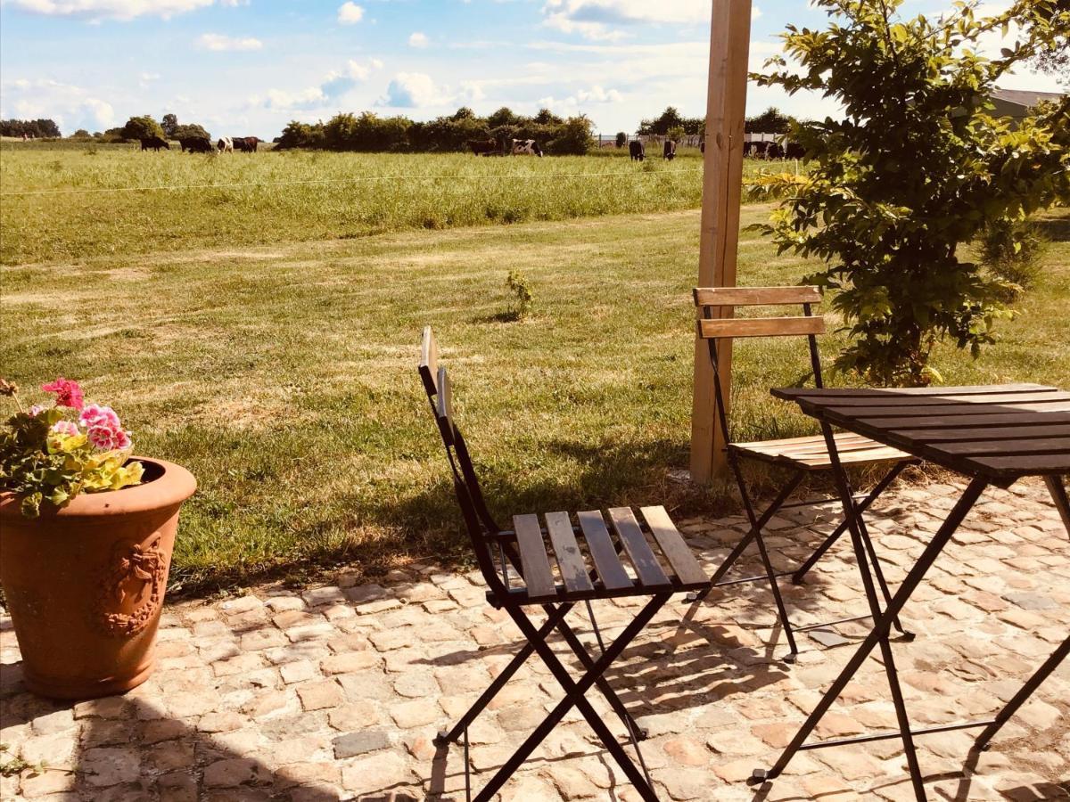 Le Chalet De La Ferme Du Tertre Villers-au-Tertre Ruang foto